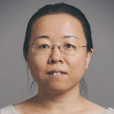 Yuxiong Heの肖像