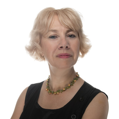 Alina A von Daview
