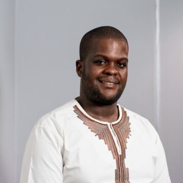 Vukosi Marivateの肖像