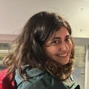 Burcu Canakciの肖像